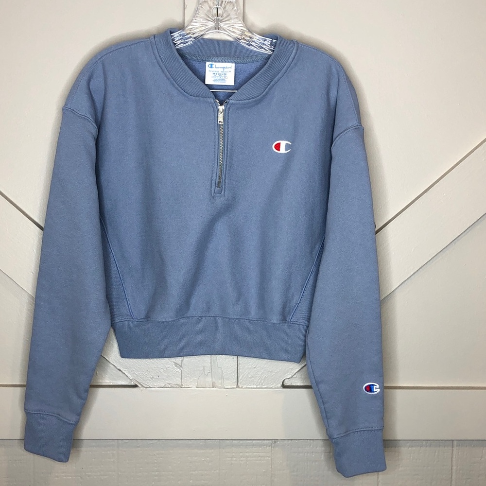 Champion Women’s 1/4 Zip Cropped Reversed Weave Sweatshirt Blue Medium Athletic